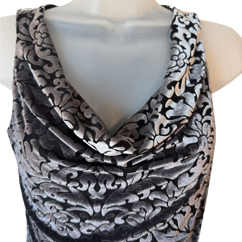 GORGEOUS White House Black Market Black/Silver Velour TOP   XXSMALL    #U - Picture 2 of 8